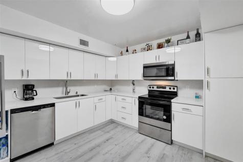 2800 N 46th Avenue Hollywood FL 33021