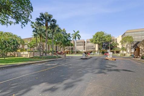 2800 N 46th Avenue Hollywood FL 33021