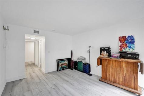 2800 N 46th Avenue Hollywood FL 33021