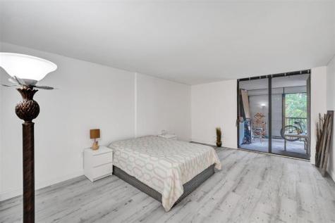 2800 N 46th Avenue Hollywood FL 33021