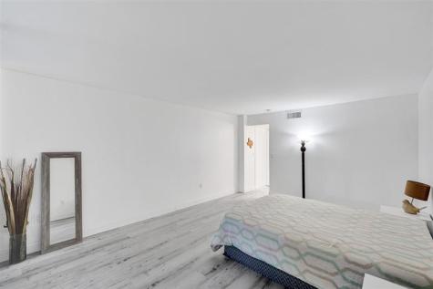 2800 N 46th Avenue Hollywood FL 33021