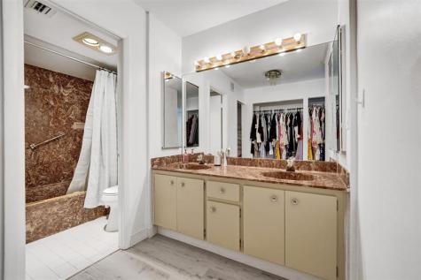 2800 N 46th Avenue Hollywood FL 33021