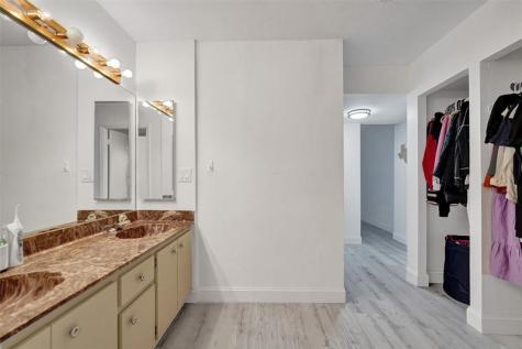 2800 N 46th Avenue Hollywood FL 33021