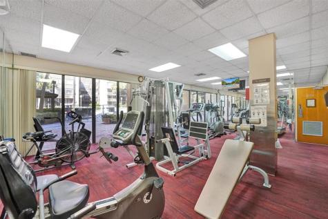 2800 N 46th Avenue Hollywood FL 33021