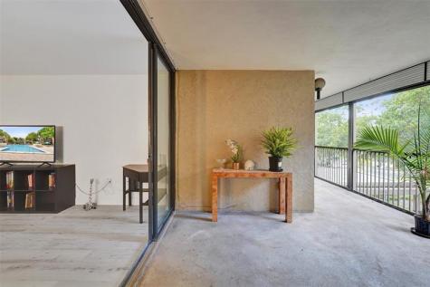 2800 N 46th Avenue Hollywood FL 33021