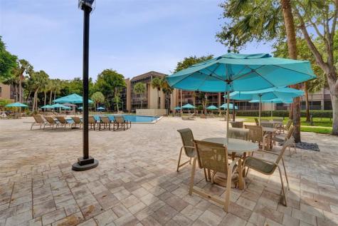 2800 N 46th Avenue Hollywood FL 33021