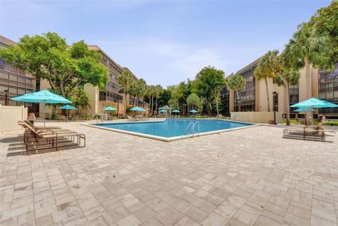 2800 N 46th Avenue Hollywood FL 33021