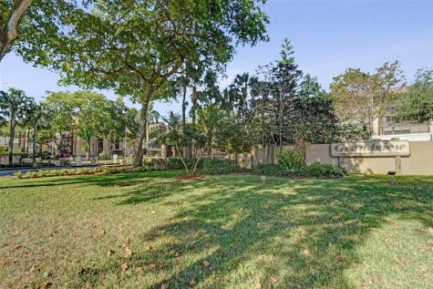 2800 N 46th Avenue Hollywood FL 33021