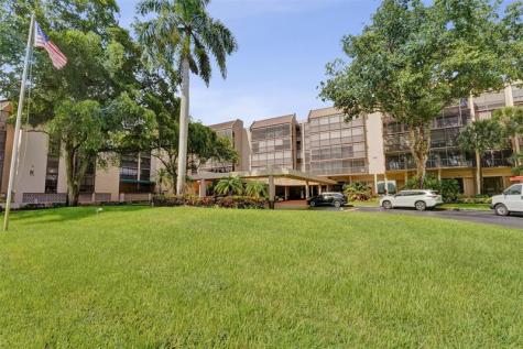 2800 N 46th Avenue Hollywood FL 33021