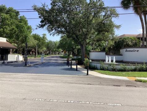 7515 NW 79th Avenue Tamarac FL 33321