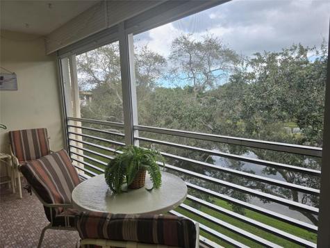 2101 Lucaya Bend Coconut Creek FL 33066