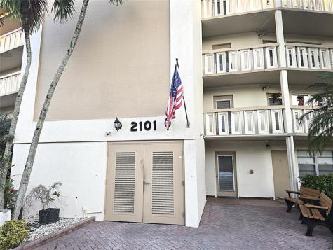 2101 Lucaya Bend Coconut Creek FL 33066