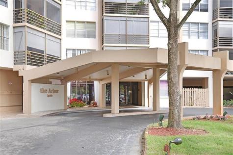 1400 Saint Charles Place Pembroke Pines FL 33026
