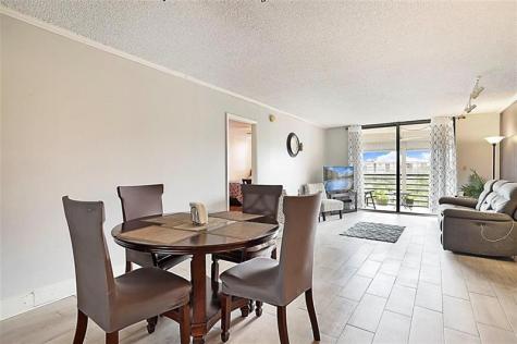 1400 Saint Charles Place Pembroke Pines FL 33026