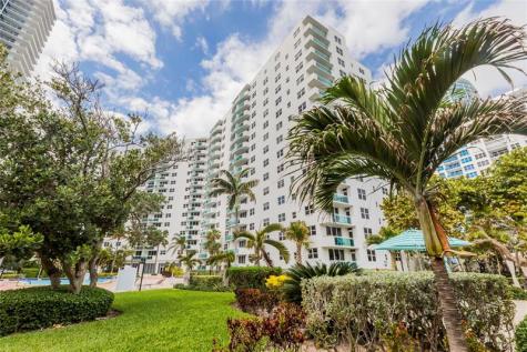 3001 S Ocean Drive Hollywood FL 33019
