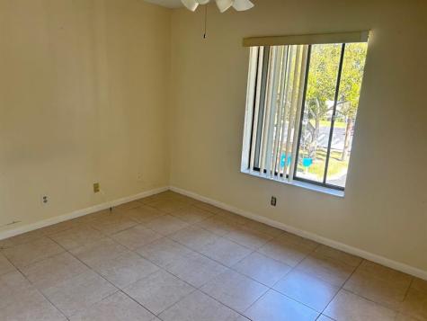 712 Sunny Pine Way Greenacres FL 33415