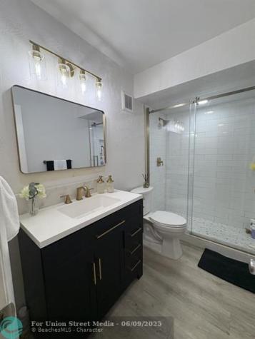8512 Old Country Manor Davie FL 33328