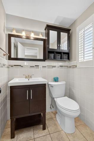 3201 SE 12th Street Pompano Beach FL 33062