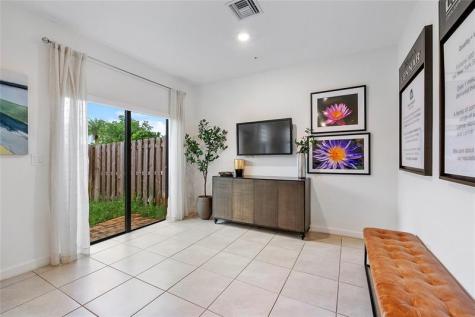 15987 SW 2nd Place Pembroke Pines FL 33027