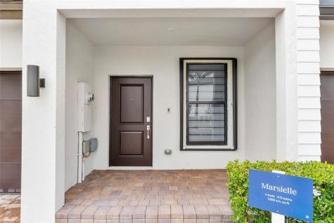 15987 SW 2nd Place Pembroke Pines FL 33027