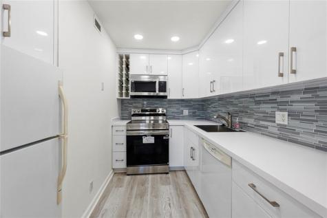 2840 NE 14th Street Causeway Pompano Beach FL 33062
