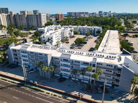 2840 NE 14th Street Causeway Pompano Beach FL 33062