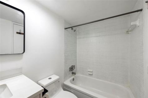 2840 NE 14th Street Causeway Pompano Beach FL 33062