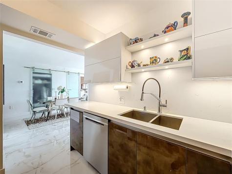 3625 N Country Club Drive Aventura FL 33180