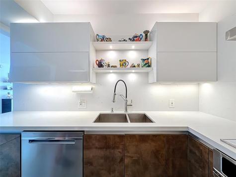 3625 N Country Club Drive Aventura FL 33180