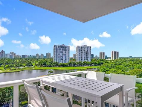 3625 N Country Club Drive Aventura FL 33180