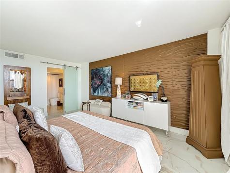 3625 N Country Club Drive Aventura FL 33180