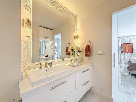 3625 N Country Club Drive Aventura FL 33180