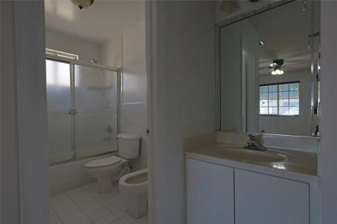 3250 W 70th Street Hialeah FL 33018