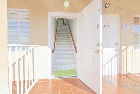 3250 W 70th Street Hialeah FL 33018