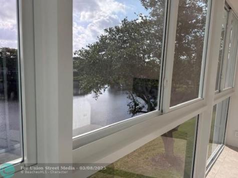 4104 Cambridge E Deerfield Beach FL 33442