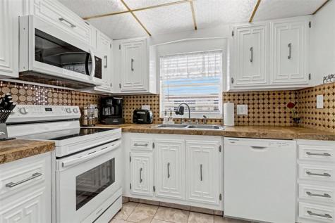 5300 Washington Street Hollywood FL 33021
