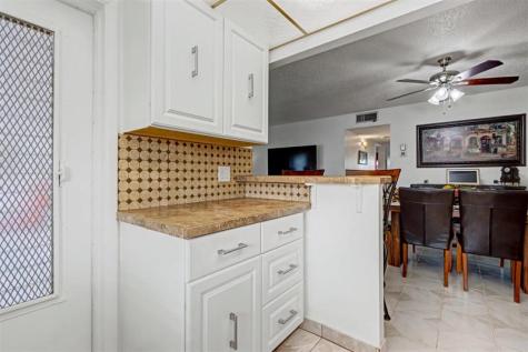 5300 Washington Street Hollywood FL 33021