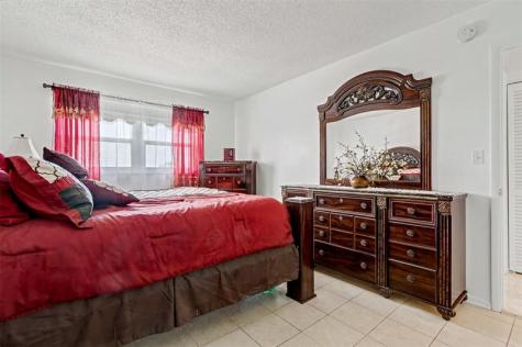 5300 Washington Street Hollywood FL 33021