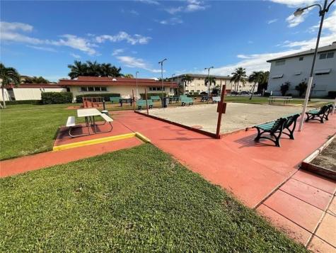 5300 Washington Street Hollywood FL 33021