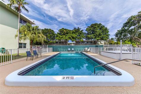 1900 NE 8th Court Fort Lauderdale FL 33304