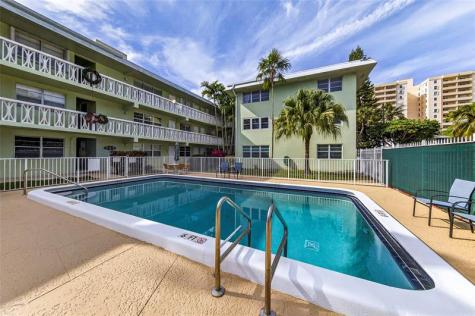 1900 NE 8th Court Fort Lauderdale FL 33304