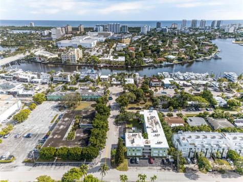 1900 NE 8th Court Fort Lauderdale FL 33304