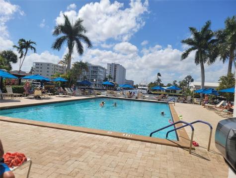 3233 NE 34th Street Fort Lauderdale FL 33308