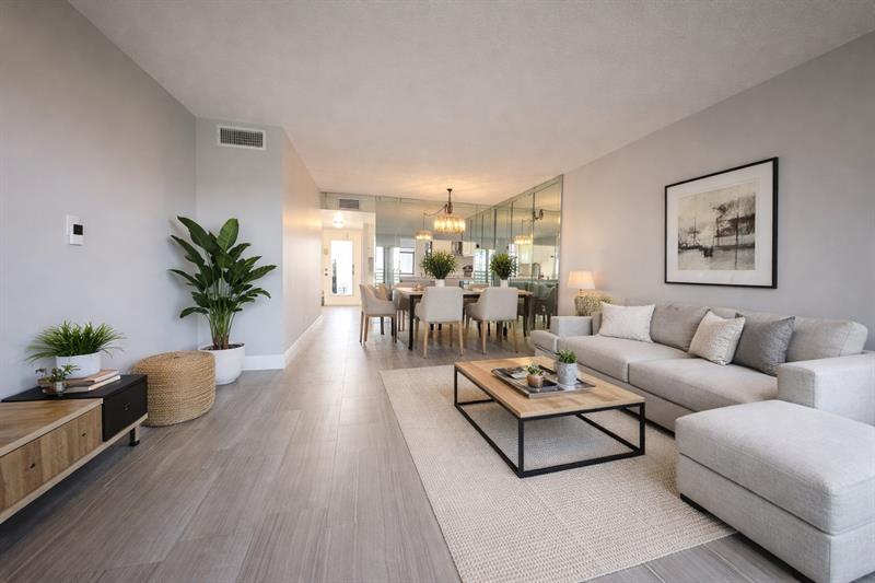 10332 Sunrise Lakes Boulevard Sunrise FL 33322