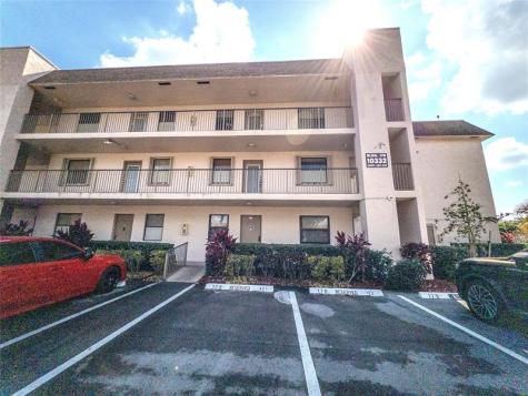 10332 Sunrise Lakes Boulevard Sunrise FL 33322
