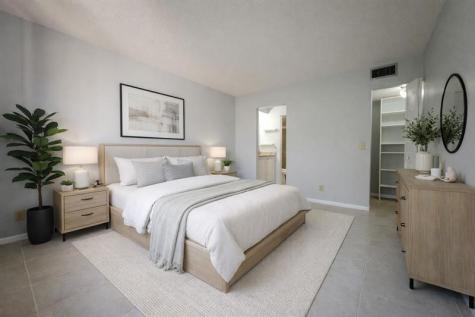 10332 Sunrise Lakes Boulevard Sunrise FL 33322