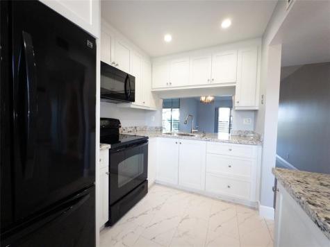 10332 Sunrise Lakes Boulevard Sunrise FL 33322