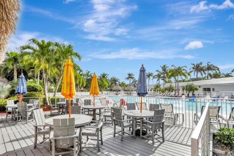 465 S Carol Parkway Margate FL 33068