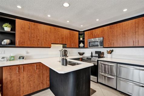 3090 NE 48th Street Fort Lauderdale FL 33308