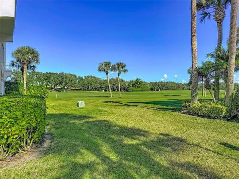 5040 Harmony Circle Vero Beach FL 32967